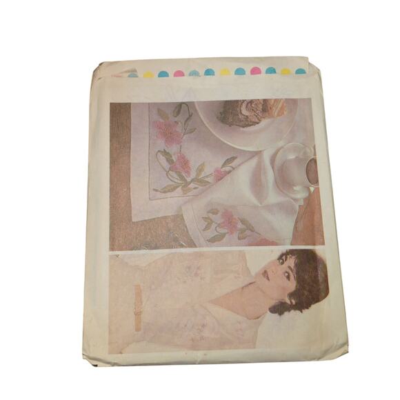 Vintage Sewing pattern - Picture 2 of 2